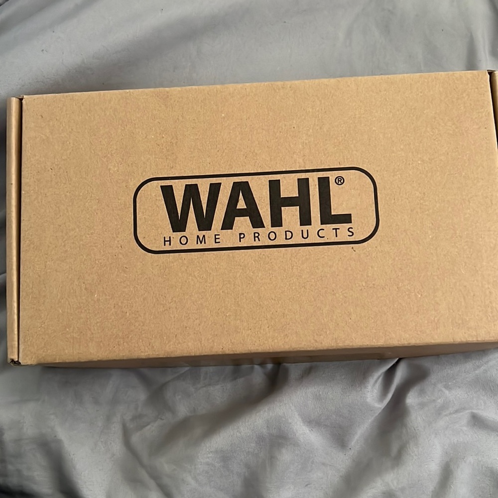 WAHL Pure Confidence Rechargeable Trimmer